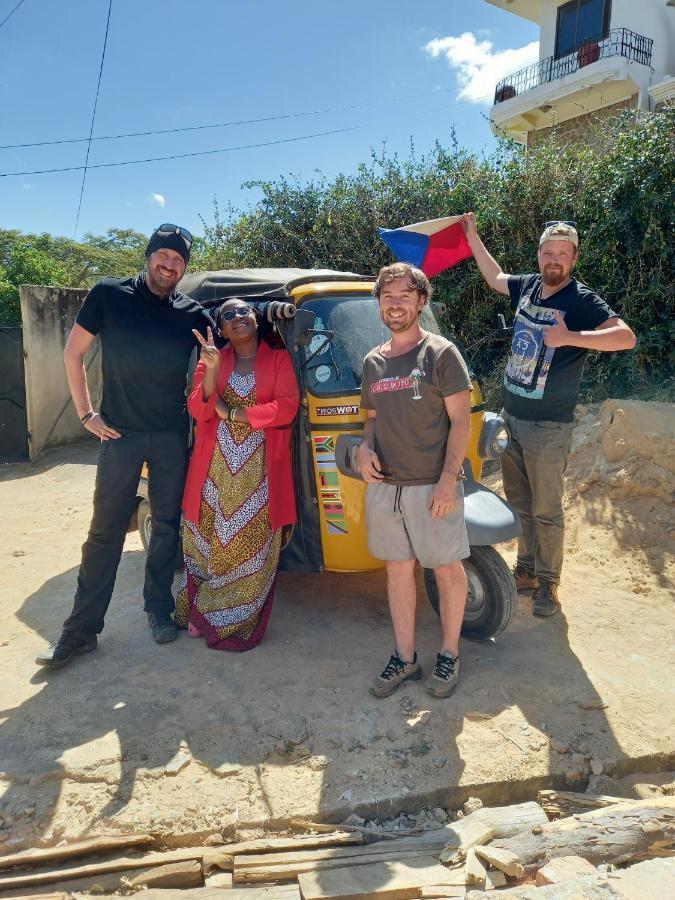 Emmy'S Backpackers Hostel Iringa Exterior foto